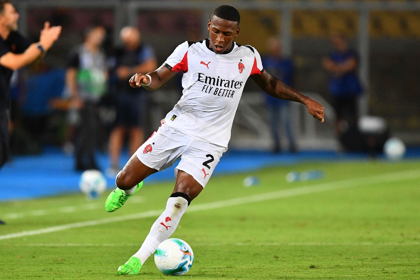 乐鱼登录-瑞天空：米兰愿听取对埃斯图皮尼安的报价，需收回约1400万欧